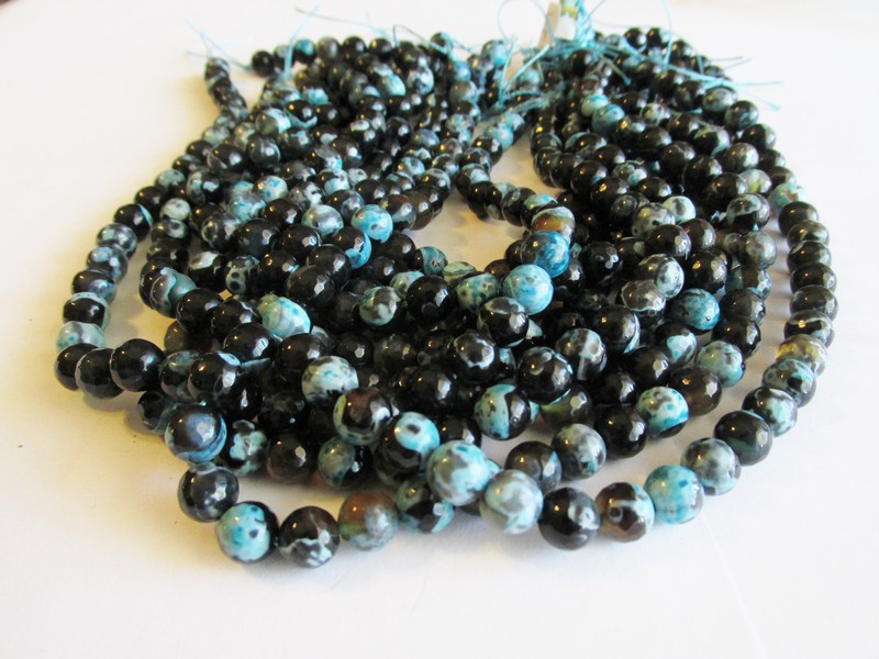 (image for) Turquoise and black agate 8mm #1568